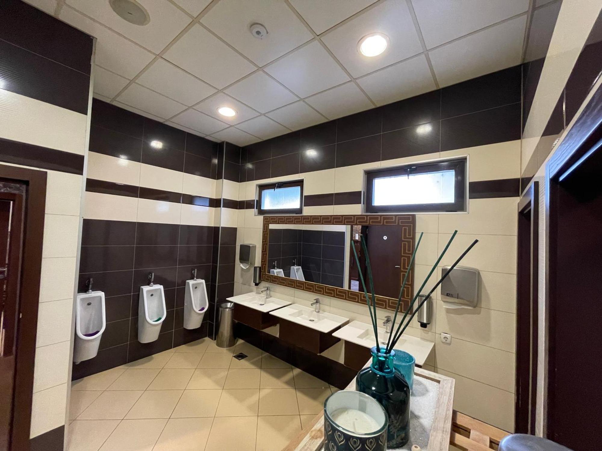 Amazona Hotel Πρίστινα Εξωτερικό φωτογραφία