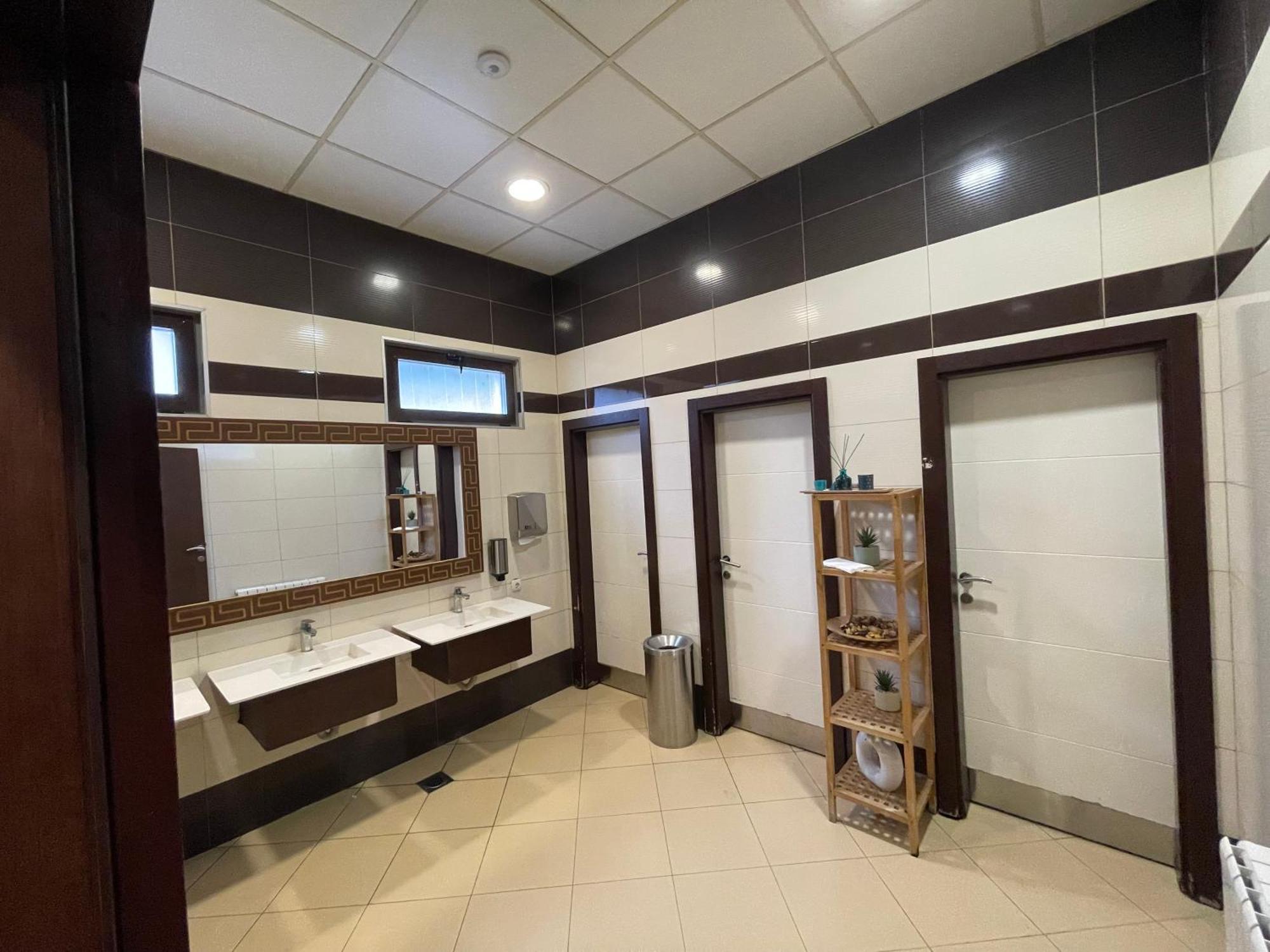 Amazona Hotel Πρίστινα Εξωτερικό φωτογραφία