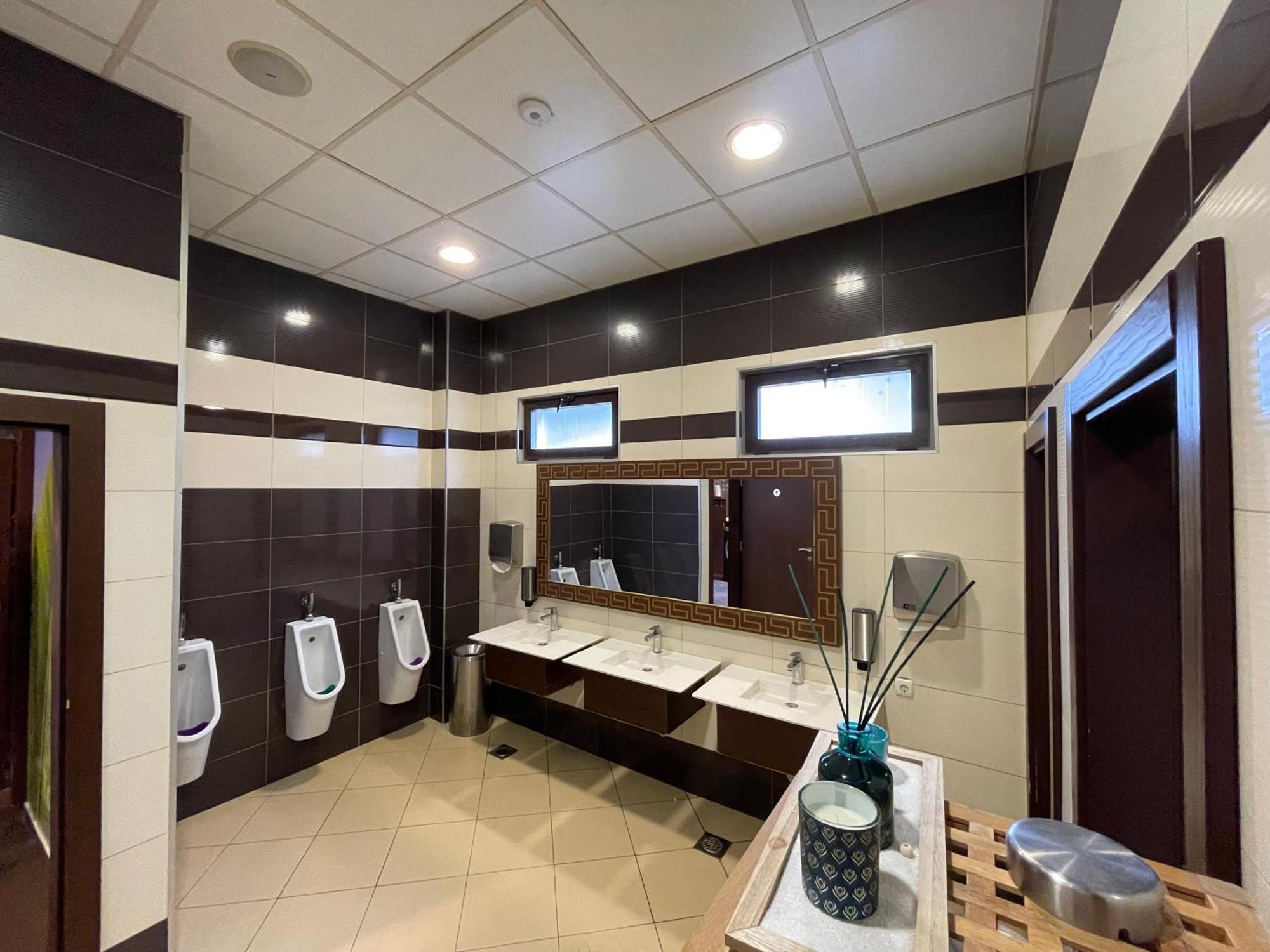 Amazona Hotel Πρίστινα Εξωτερικό φωτογραφία