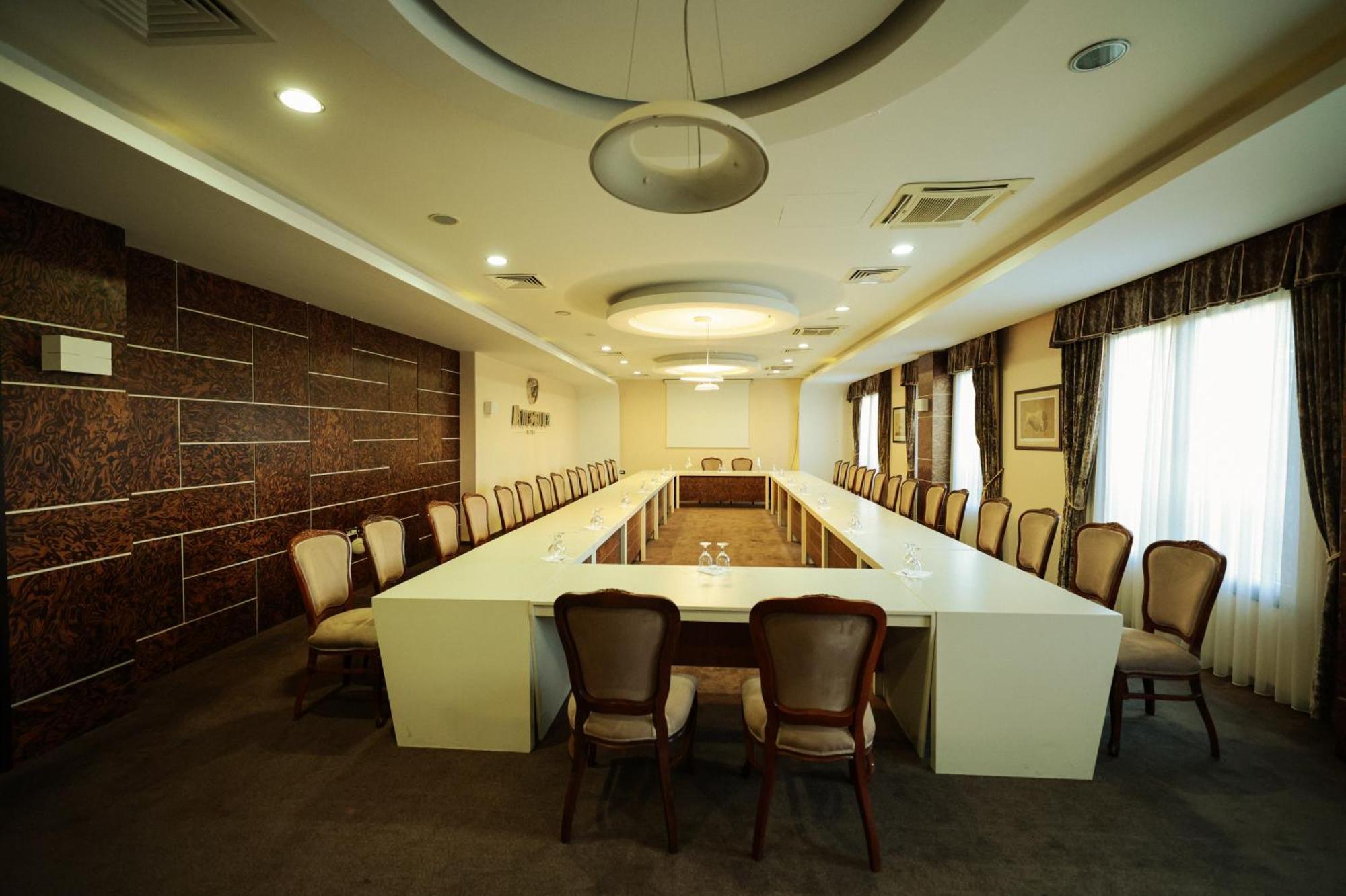 Amazona Hotel Πρίστινα Εξωτερικό φωτογραφία