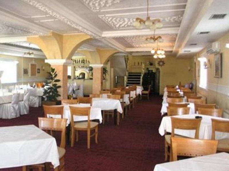 Amazona Hotel Πρίστινα Εξωτερικό φωτογραφία