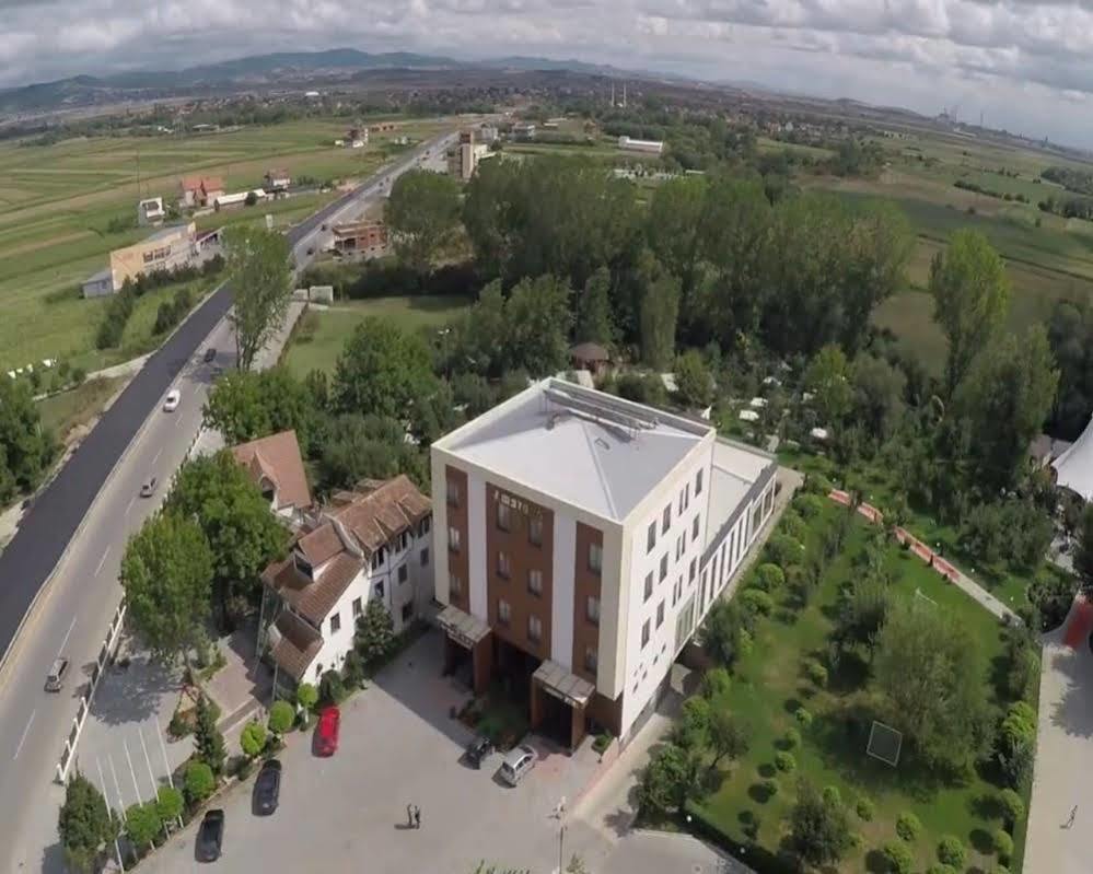 Amazona Hotel Πρίστινα Εξωτερικό φωτογραφία